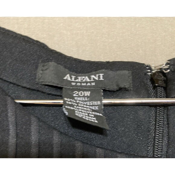 Alfani black ribbed halter style dress 20W EUC - Picture 3 of 3